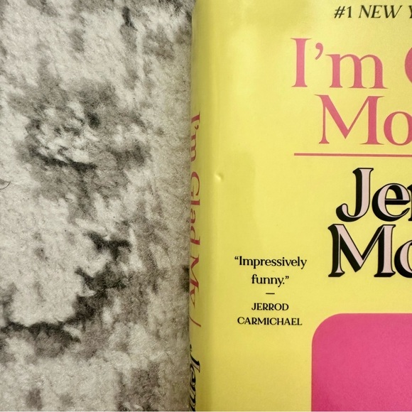 Nonfiction Book Bundle - Picture 3 of 10